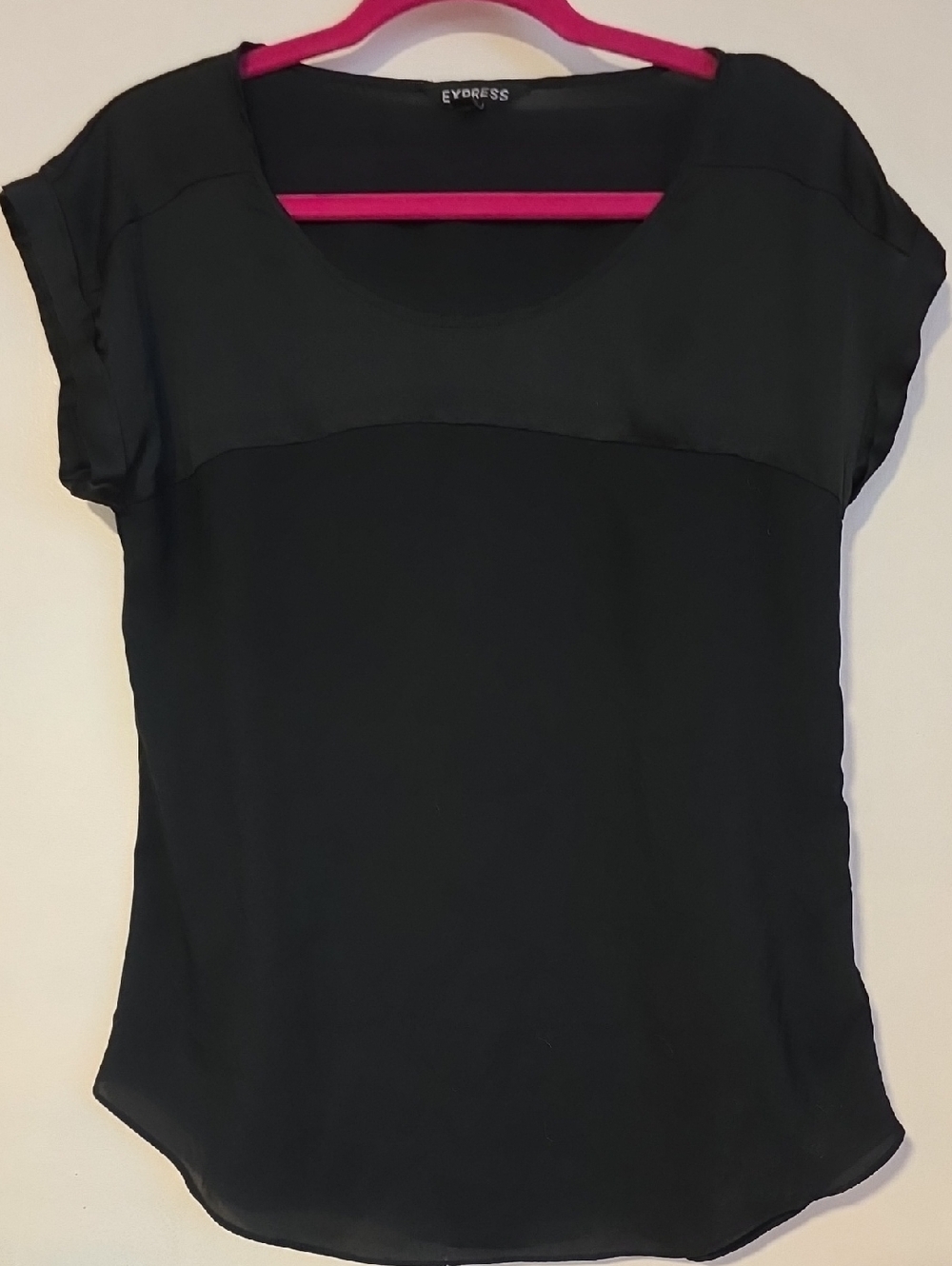 Express Black Short-Sleeve Scoop Neck Blouse